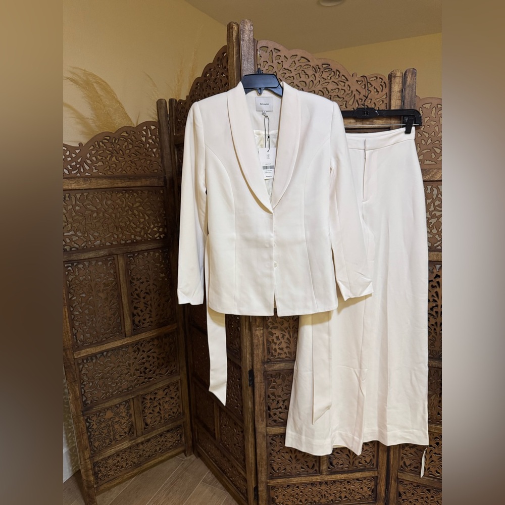 Reformation Lea 2 Piece Suit NWT - Picture 4 of 5